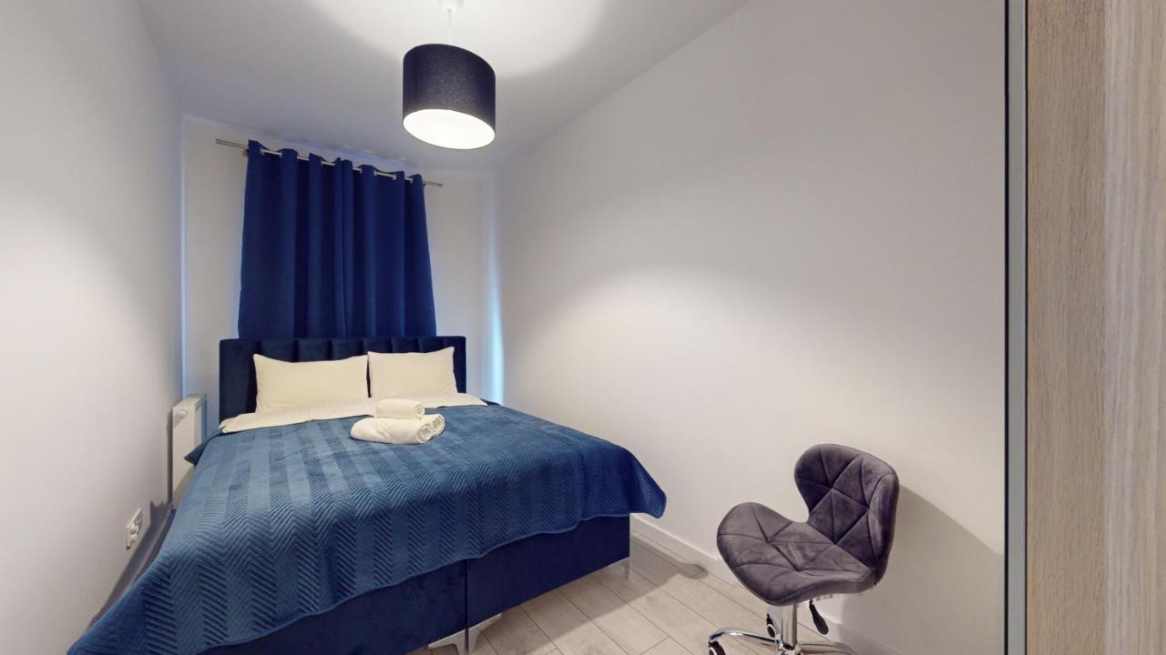 Family House Near The Market Square -Perfect For Family & Business Stays - Ksiecia Witolda Street 500 Steps To Market Square - 2 Bedrooms,2 Parking Places Wroclaw Luaran gambar